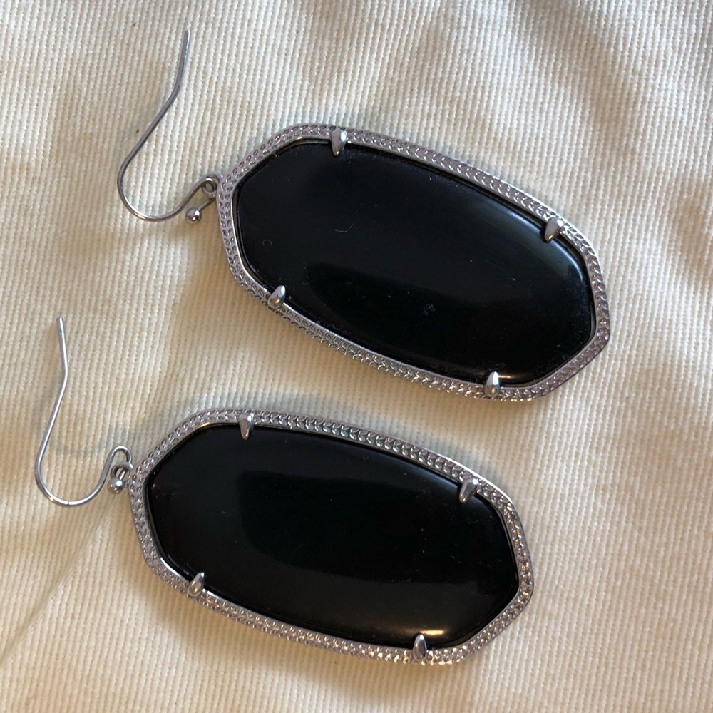 Kendra Scott Danielle Statement Earrings